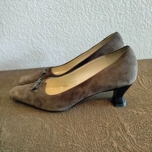 Vintage 90's Saks Fifth Avenue Brown Suede Kitten Heels Sz 10